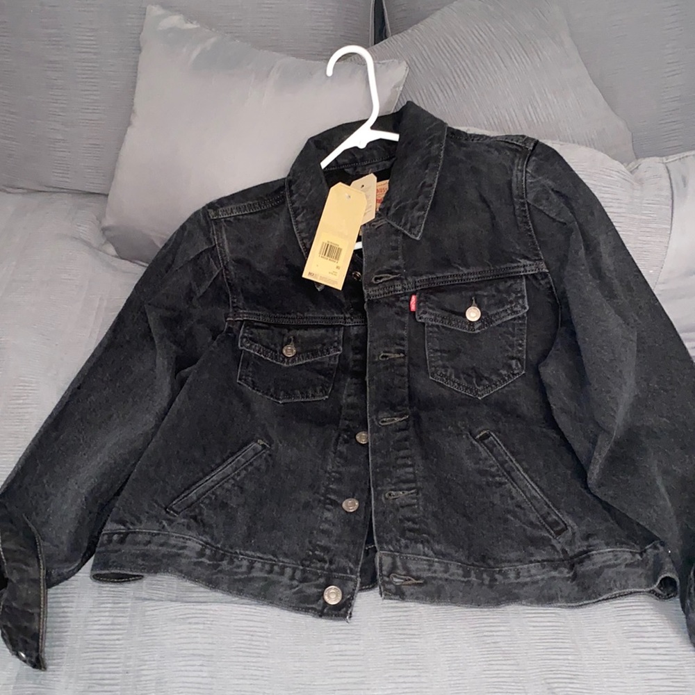 Women’s Levi’s Jacket